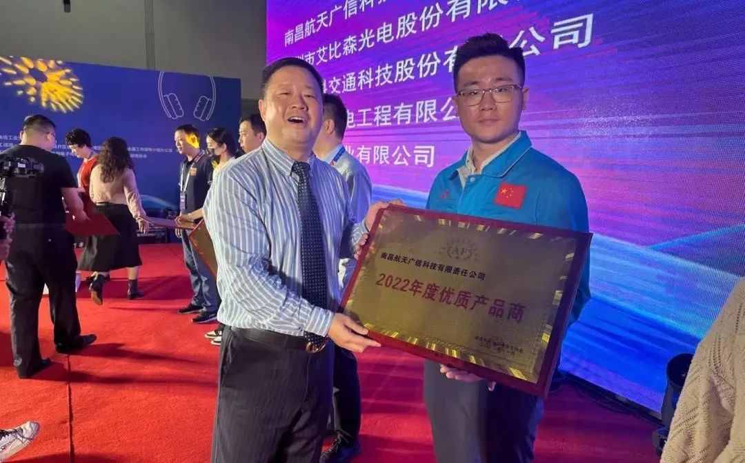 mg冰球突破(中国区)官方网站